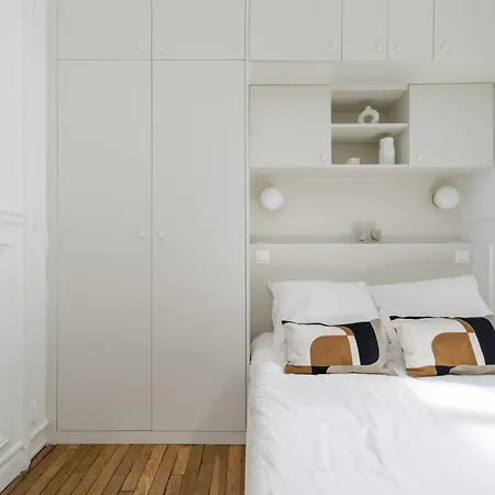 New Snug Flat In The Heart Of Le Marais Париж